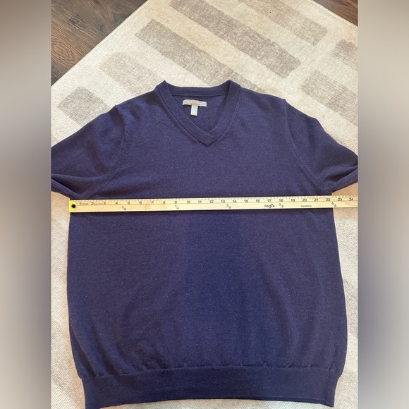 Nordstrom Men’s V Neck Extra Fine Merino Wool Sweater Purple (Size L) - Picture 6 of 6
